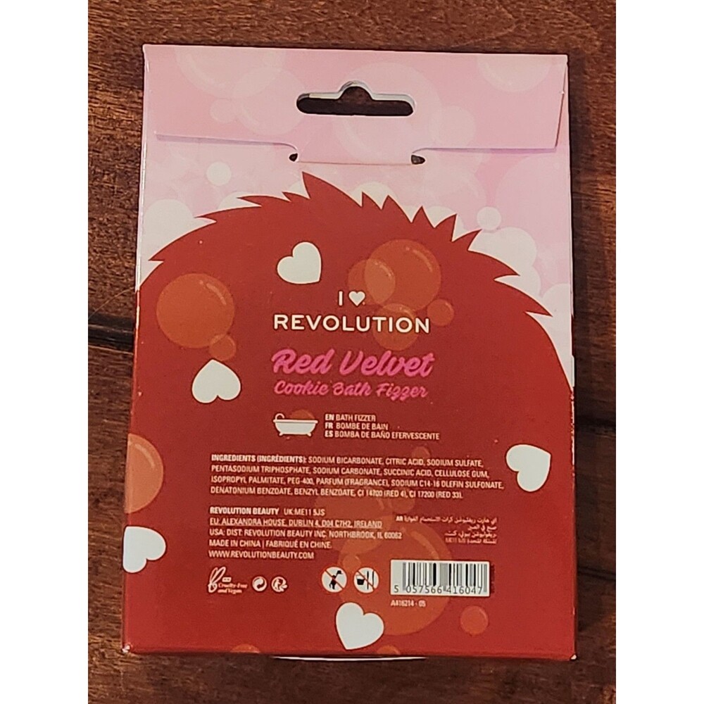 I Heart Revolution RED VELVET Cookie Bath Fizzer NEW - Picture 2 of 2